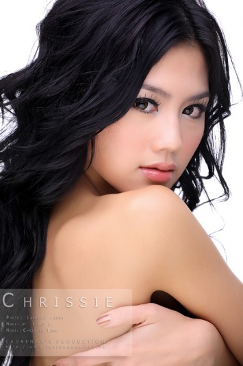 Chrissie Chau Fotoğrafları 4