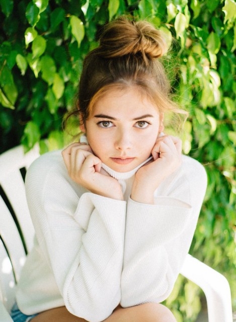 McKaley Miller Fotoğrafı