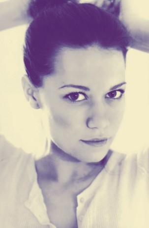 Bethany Joy Lenz Fotoğrafı