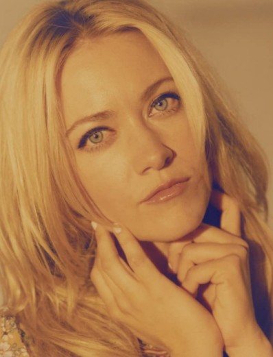 Meredith Hagner Fotoğrafları 7