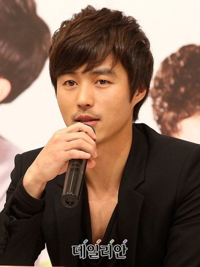 Oh Min-suk Fotoğrafı