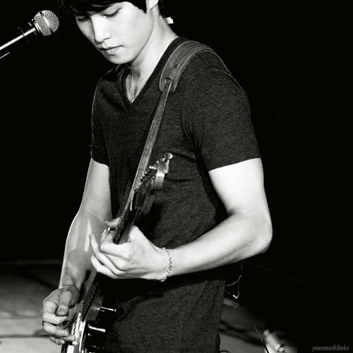 Lee Jong-hyun Fotoğrafı