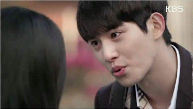 Lee Jong-hyun Fotoğrafı