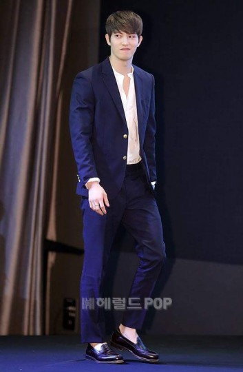 Lee Jong-hyun Fotoğrafı