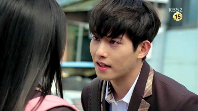 Lee Jong-hyun Fotoğrafı