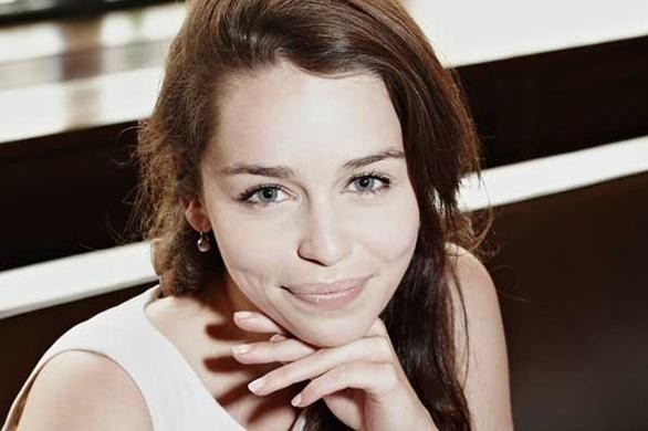 Emilia Clarke Fotoğrafı