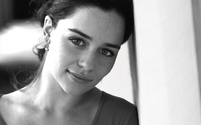 Emilia Clarke Fotoğrafı