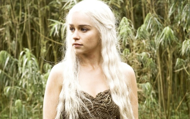 Emilia Clarke Fotoğrafı