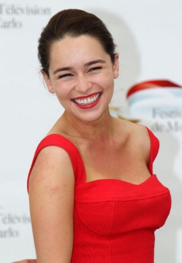 Emilia Clarke Fotoğrafı
