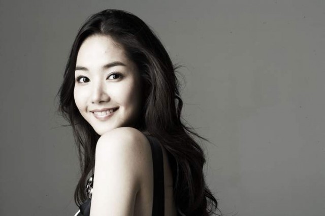 Park Min-young Fotoğrafı