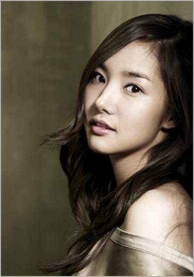 Park Min-young Fotoğrafı