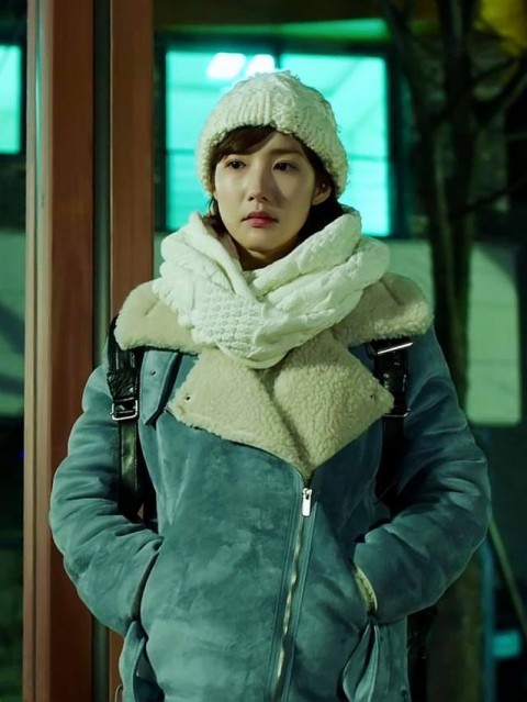 Park Min-young Fotoğrafı