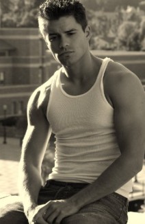 Dylan Cox Fotoğrafı