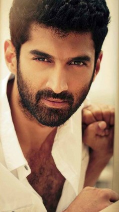 Aditya Roy Kapoor Fotoğrafı