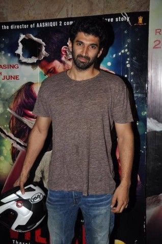 Aditya Roy Kapoor Fotoğrafı