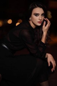 Tuvana Türkay Fotoğrafı