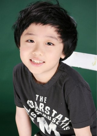Hyeong-seok Lee Fotoğrafı