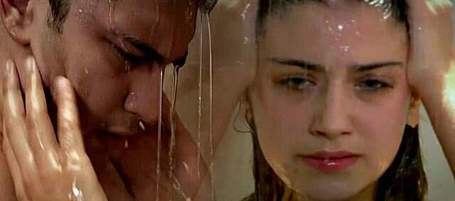 Hazal Kaya Fotoğrafı