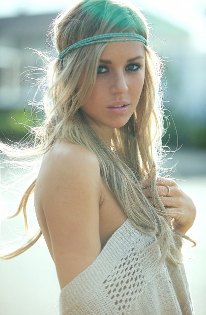 Tara Holt Fotoğrafı