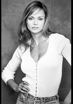 Vanessa Angel Fotoğrafları 9