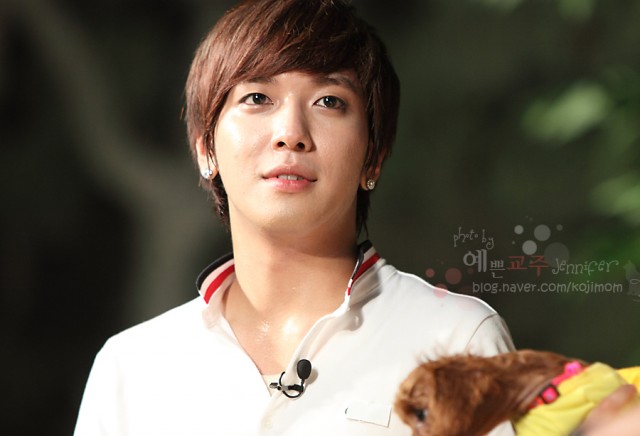 Jung Yong-Hwa Fotoğrafı