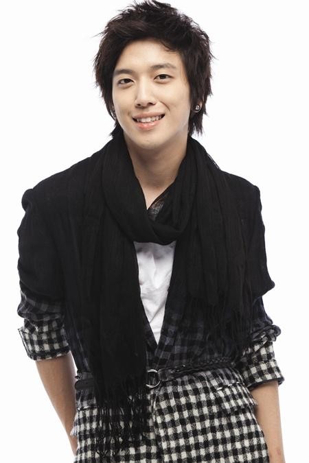 Jung Yong-Hwa Fotoğrafı