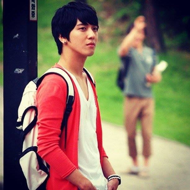 Jung Yong-Hwa Fotoğrafı