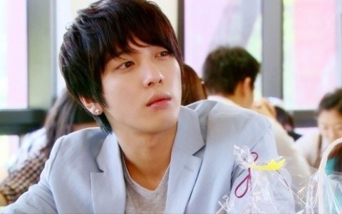 Jung Yong-Hwa Fotoğrafı