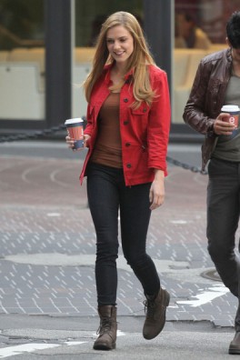 Sara Canning Fotoğrafı