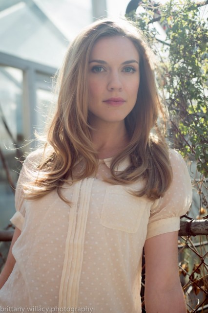 Sara Canning Fotoğrafı