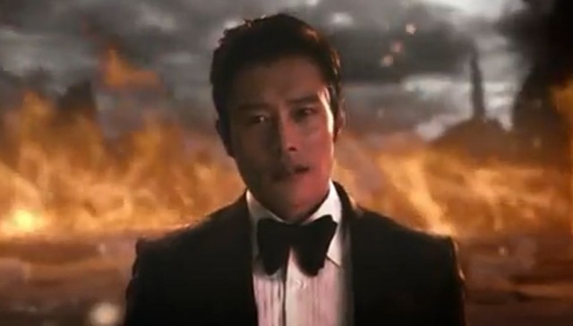 Lee Byung-hun Fotoğrafı