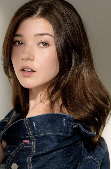 Katie Douglas fotoğrafı
