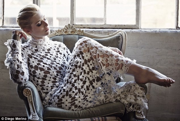 Elizabeth Debicki Fotoğrafı