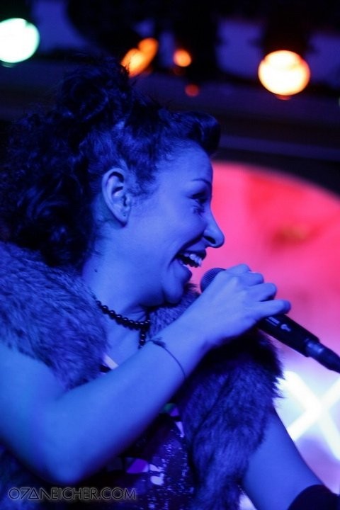 Grup Model Fotoğrafı