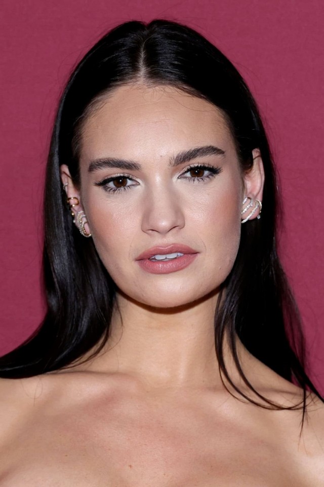 Lily James Fotoğrafı