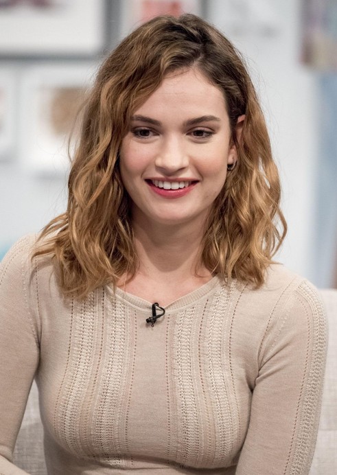 Lily James Fotoğrafları 70