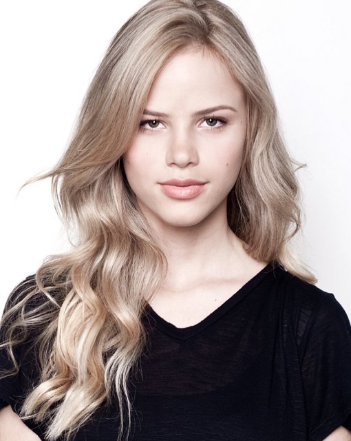 Halston Sage Fotoğrafları 31