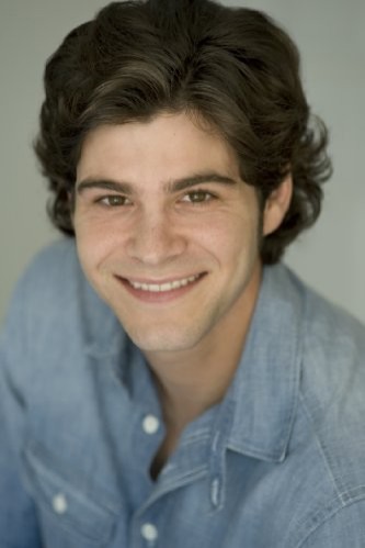 Adam Rosenberg Fotoğrafı