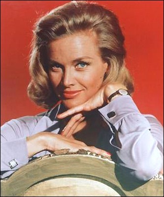 Honor Blackman Fotoğrafları 9