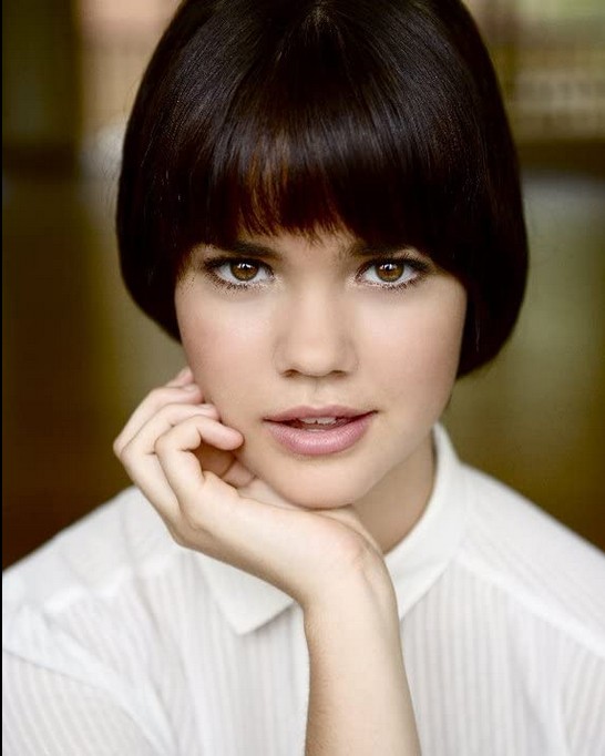 Maia Mitchell Fotoğrafı