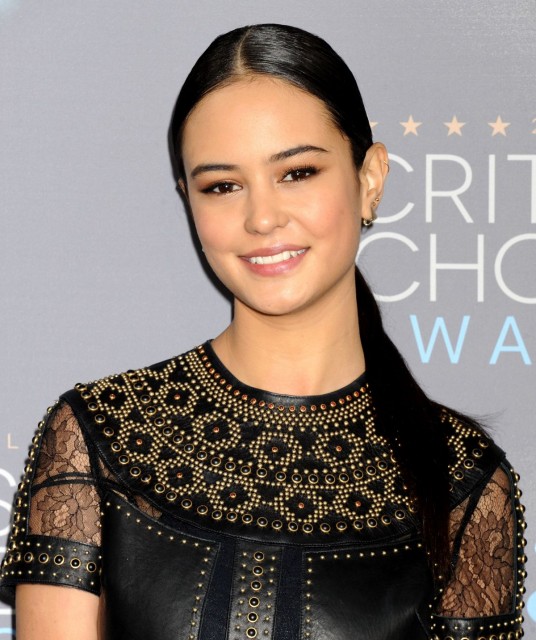 Courtney Eaton Fotoğrafları 34