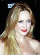 Caity Lotz Fotoğrafı