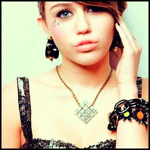 Miley Cyrus Fotoğrafları 1387