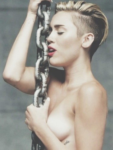 Miley Cyrus Fotoğrafları 2205