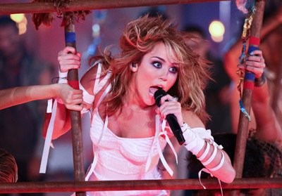 Miley Cyrus Fotoğrafları 2303