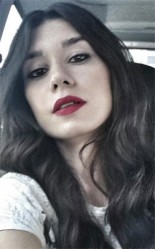 Burcu Kıratlı Fotoğrafı