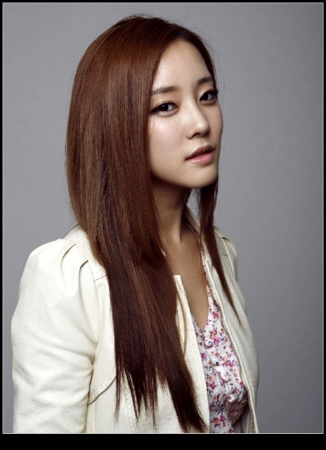 Ko Woo-ri Fotoğrafı