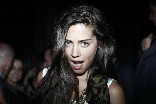 Lorenza Izzo Fotoğrafı