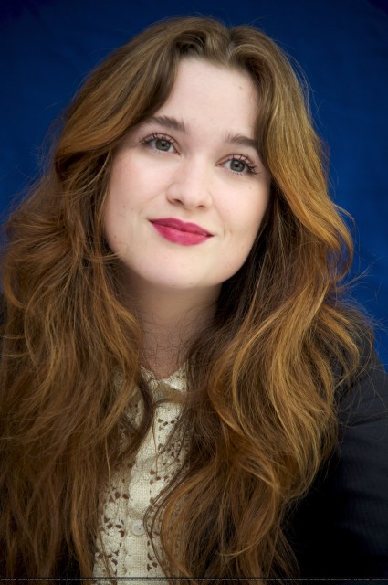 Alice Englert Fotoğrafları 14