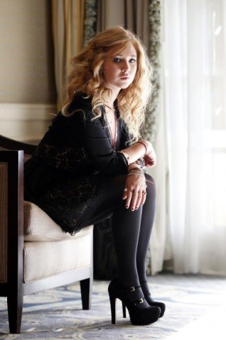 Juno Temple Fotoğrafları 35